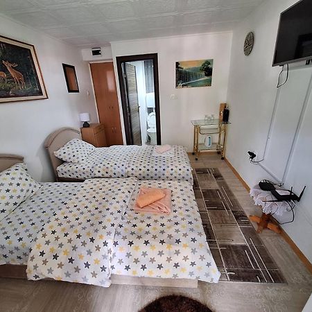Apartment Buklija بلوزين المظهر الخارجي الصورة